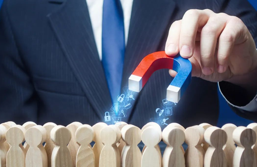 容 志：大力推进基层公共安全高效能治理